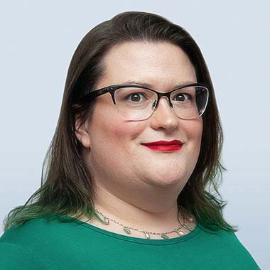 Headshot-Lori