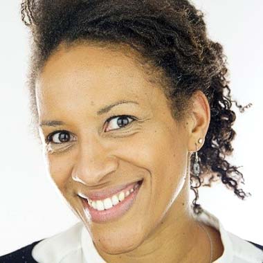Headshot-Sophie