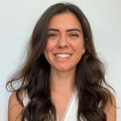 Julia-Solis--headshot